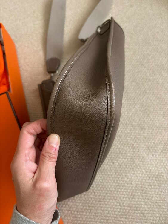 PM（ブランドバッグ）の商品画像 - 査定依頼日：2025年4月29日 - 最高査定価格：280,000円