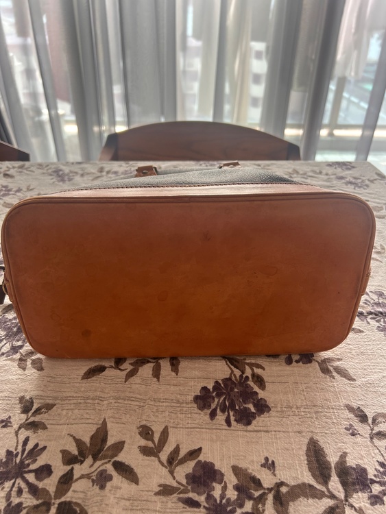 ルイヴィトン モノグラム （ブランドバッグ）の商品画像 - 査定依頼日：2026年4月6日 - 最高査定価格：60,000円