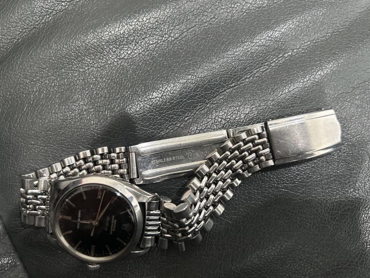 ロレックス エアキング （高級時計）の商品画像 - 査定依頼日：2026年2月17日 - 最高査定価格：750,000円