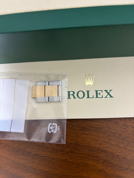 ロレックス サブマリーナー 126613l（高級時計）の商品画像 - 査定依頼日：2025年6月17日 - 最高査定価格：2,450,000円