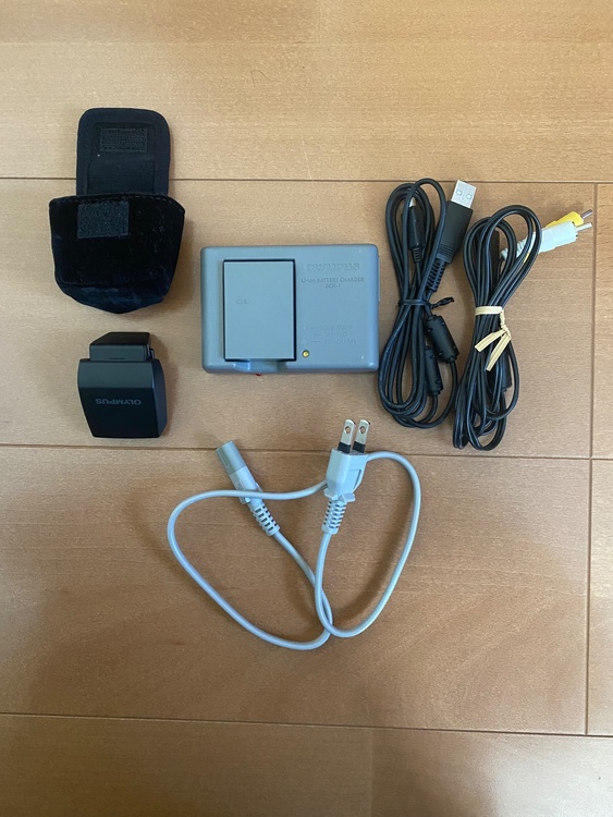 OM-D E-M5 シルバー（カメラ）の商品画像 - 査定依頼日：2026年2月21日 - 最高査定価格：17,000円