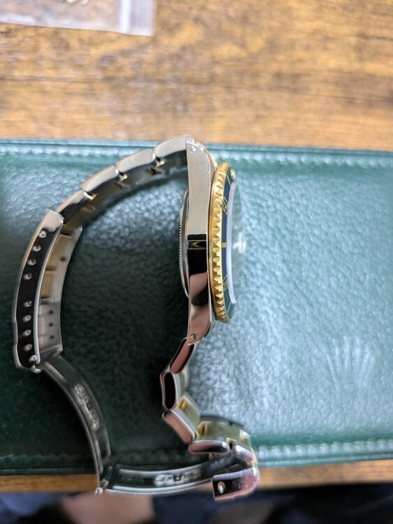 ロレックス サブマリーナー 16613（高級時計）の商品画像 - 査定依頼日：2025年11月9日 - 最高査定価格：1,650,000円