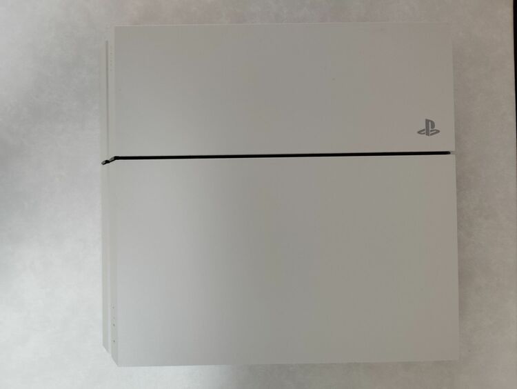 PS4 CUH1200A（ゲーム機本体・ゲームソフト）の商品画像 - 査定依頼日：2025年9月7日 - 最高査定価格：9,000円