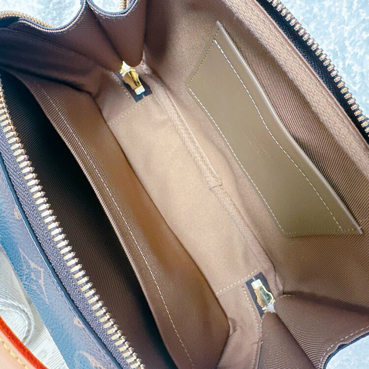 ルイヴィトン モノグラム （ブランドバッグ）の商品画像 - 査定依頼日：2025年4月1日 - 最高査定価格：240,000円