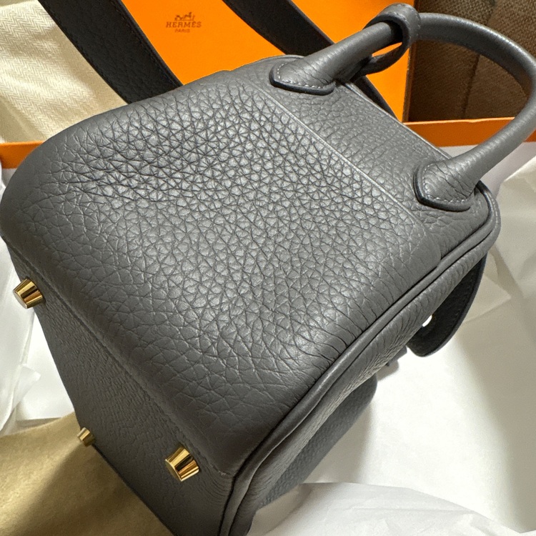 エルメス リンディ （ブランドバッグ）の商品画像 - 査定依頼日：2025年9月25日 - 最高査定価格：1,300,000円