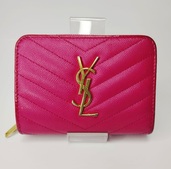 イブサンローラン  （ブランドバッグ）の商品画像 - 査定依頼日：2025年8月17日 - 最高査定価格：15,000円