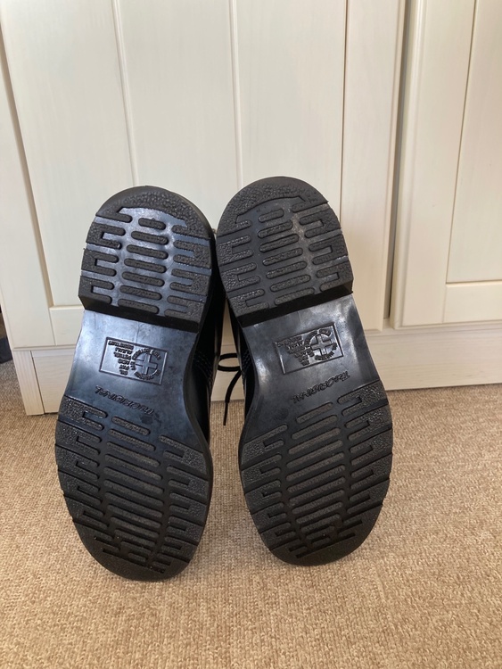 マーチン（古着・ファッション）の商品画像 - 査定依頼日：2026年3月22日 - 最高査定価格：4,000円