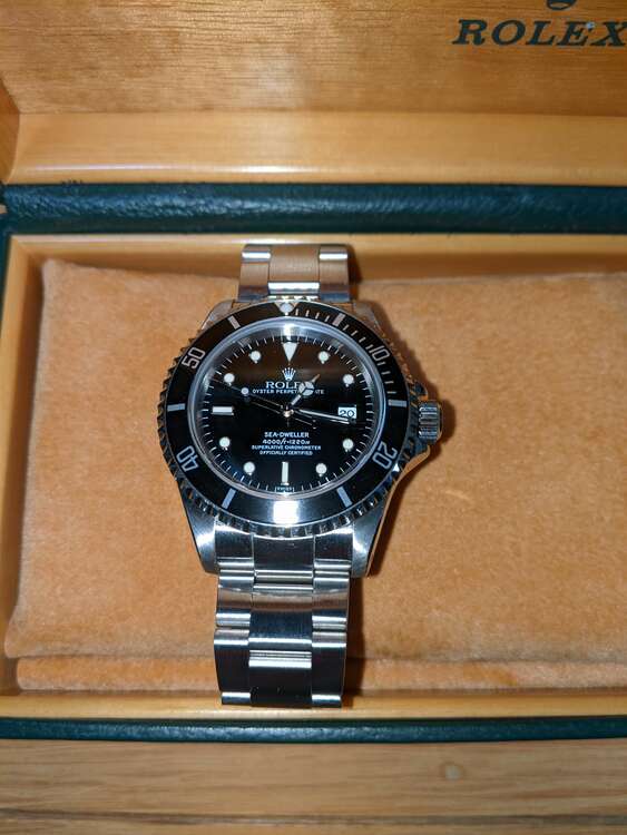 ロレックス シードゥエラー 16600 U69917（高級時計）の商品画像 - 査定依頼日：2025年4月19日 - 最高査定価格：1,180,000円