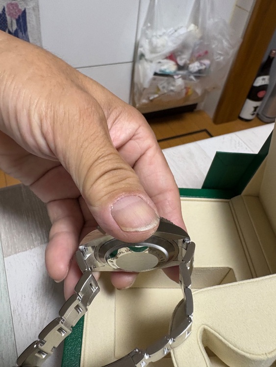 ロレックス シードゥエラー 12660（高級時計）の商品画像 - 査定依頼日：2025年8月11日 - 最高査定価格：2,180,000円