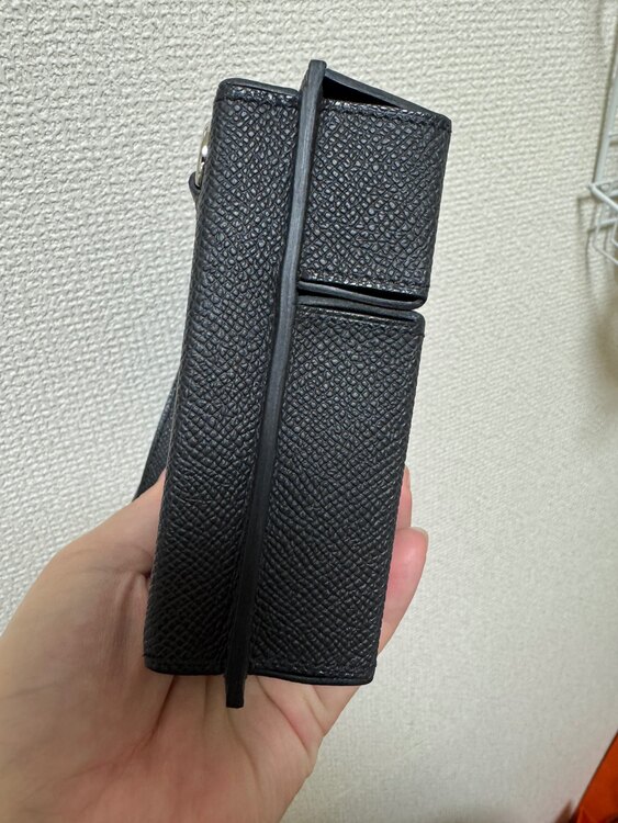 ケリーマルチポケットトゥーゴー（ブランドバッグ）の商品画像 - 査定依頼日：2025年3月9日 - 最高査定価格：1,050,000円