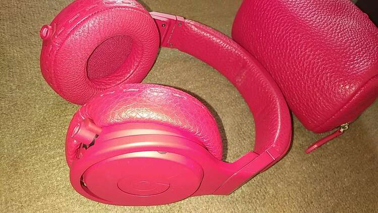 beats pro FENDI（オーディオ・スピーカー）の商品画像 - 査定依頼日：2025年5月23日 - 最高査定価格：30,000円