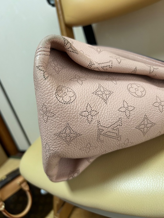 ルイヴィトンマヒナセーヴル（ブランドバッグ）の商品画像 - 査定依頼日：2025年8月16日 - 最高査定価格：150,000円