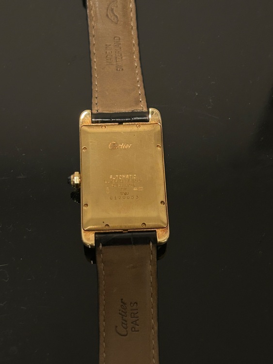 カルティエ タンク （高級時計）の商品画像 - 査定依頼日：2025年6月5日 - 最高査定価格：920,000円
