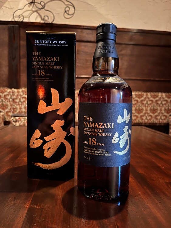 ウイスキー サントリー山崎 （お酒）の商品画像 - 査定依頼日：2025年4月6日 - 最高査定価格：88,000円