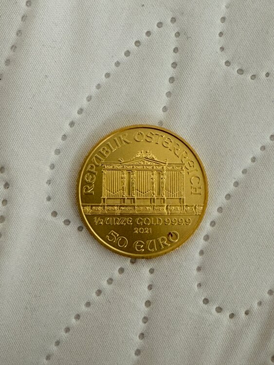 ウィーン金貨（金・貴金属）の商品画像 - 査定依頼日：2024年11月12日 - 最高査定価格：198,000円