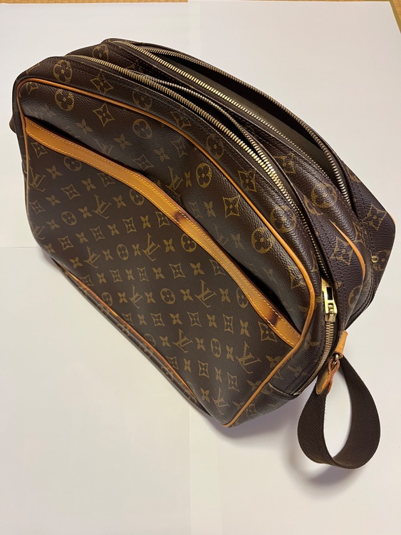 ショルダーバッグ（ブランドバッグ）の商品画像 - 査定依頼日：2026年3月25日 - 最高査定価格：60,000円