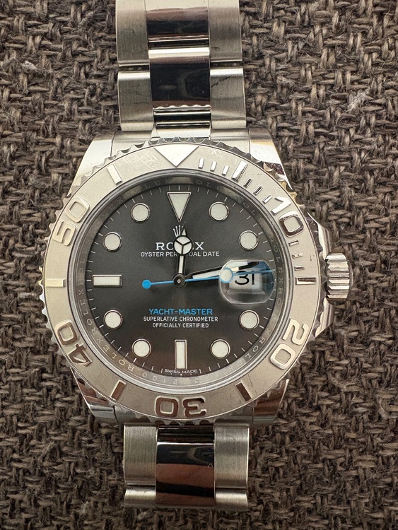 ロレックス ヨットマスター 11662（高級時計）の商品画像 - 査定依頼日：2025年12月20日 - 最高査定価格：2,020,000円