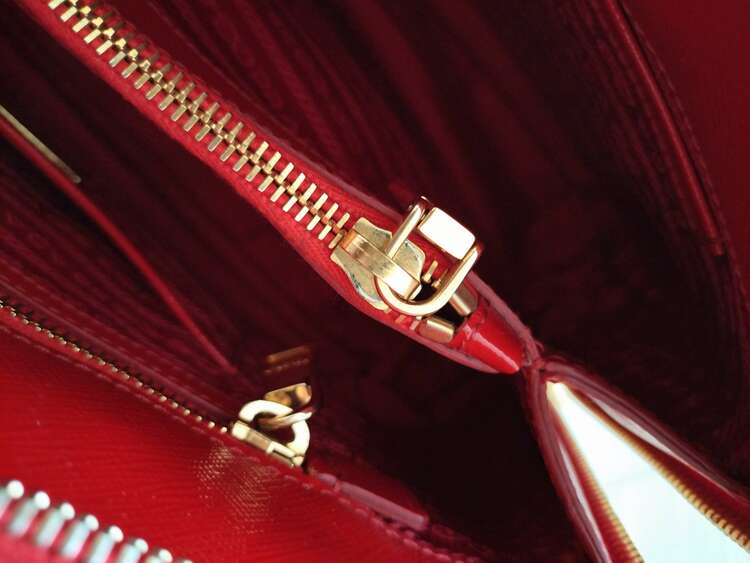 プラダ  （ブランドバッグ）の商品画像 - 査定依頼日：2025年3月27日 - 最高査定価格：90,000円