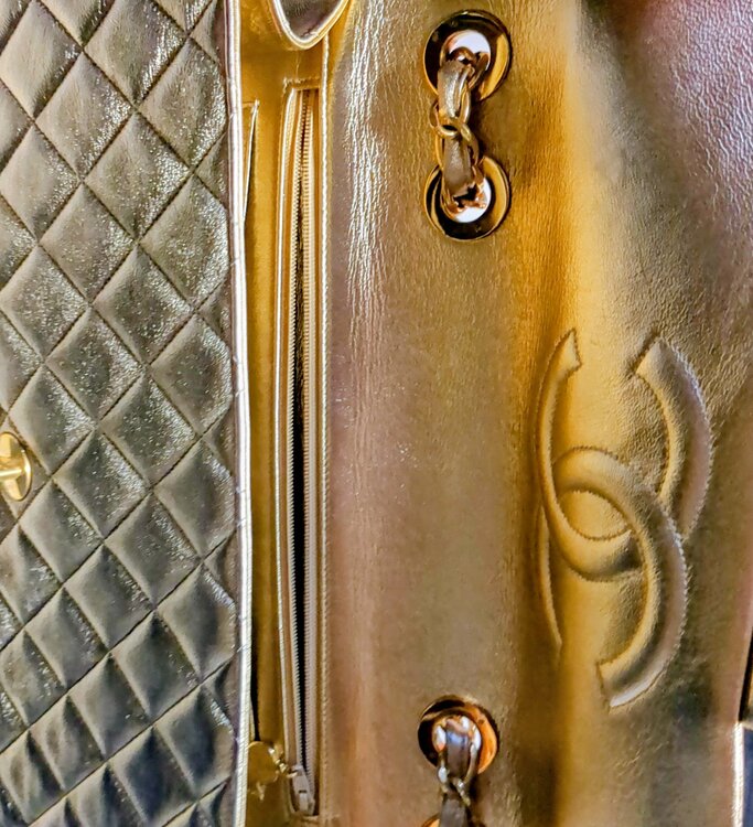 CHANELマドラッセ　ゴールド　1991〜1994（ブランドバッグ）の商品画像 - 査定依頼日：2025年12月28日 - 最高査定価格：400,000円