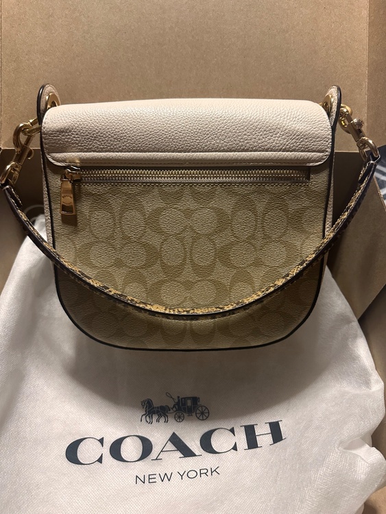 COACH バッグ（ブランドバッグ）の商品画像 - 査定依頼日：2026年6月26日 - 最高査定価格：3,000円