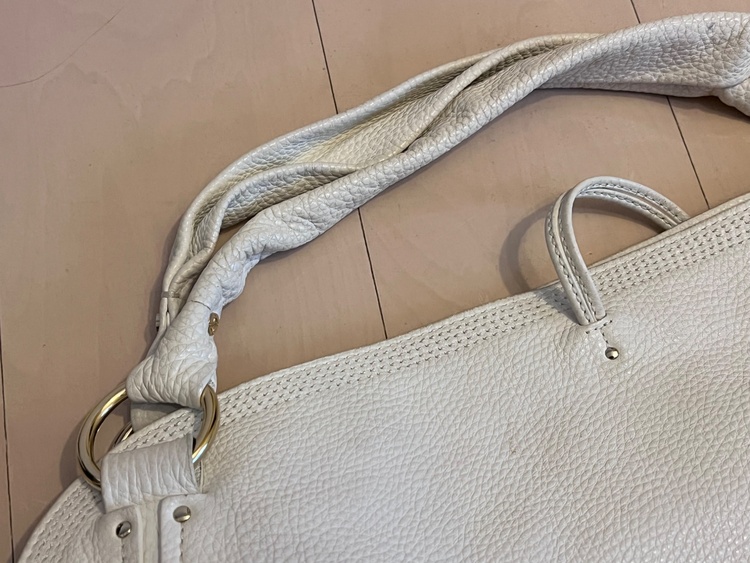 セリーヌ  （ブランドバッグ）の商品画像 - 査定依頼日：2026年1月7日 - 最高査定価格：21,000円