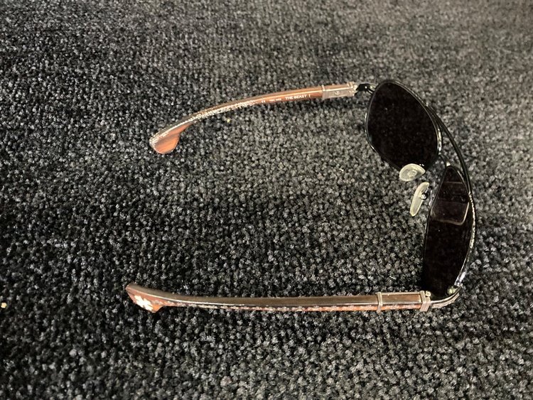 メガネ（古着・ファッション）の商品画像 - 査定依頼日：2026年3月15日 - 最高査定価格：14,000円