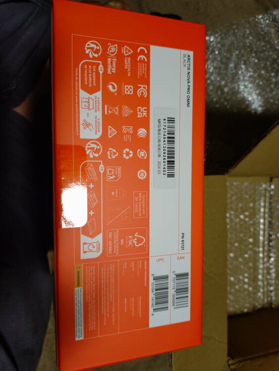 SteelSeries Arctis Nova Pro Omni（オーディオ・スピーカー）の商品画像 - 査定依頼日：2026年6月17日 - 最高査定価格：34,100円