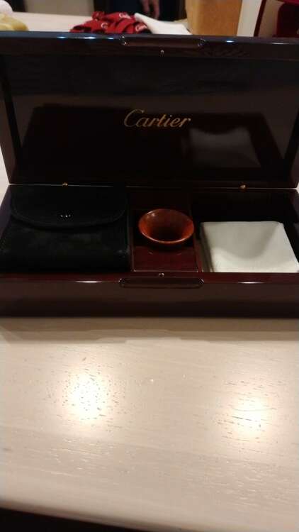 カルティエ タンク MG24850（高級時計）の商品画像 - 査定依頼日：2024年12月9日 - 最高査定価格：400,000円