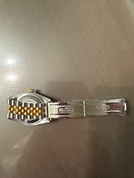 ロレックス パーペチュアルデイト （高級時計）の商品画像 - 査定依頼日：2026年4月3日 - 最高査定価格：1,120,000円