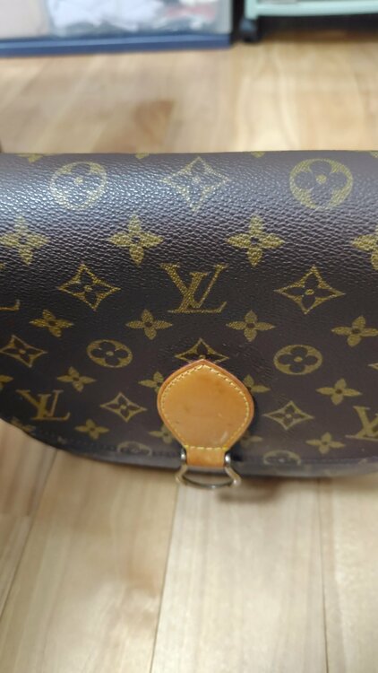 バック（ブランド財布・小物）の商品画像 - 査定依頼日：2026年7月3日 - 最高査定価格：35,000円