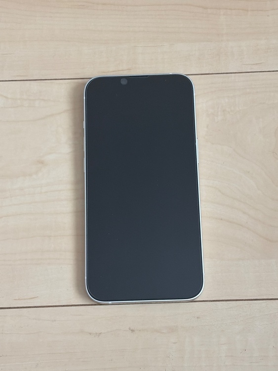 iPhone 13 256GB Softbank（スマホ）の商品画像 - 査定依頼日：2026年4月26日 - 最高査定価格：38,000円