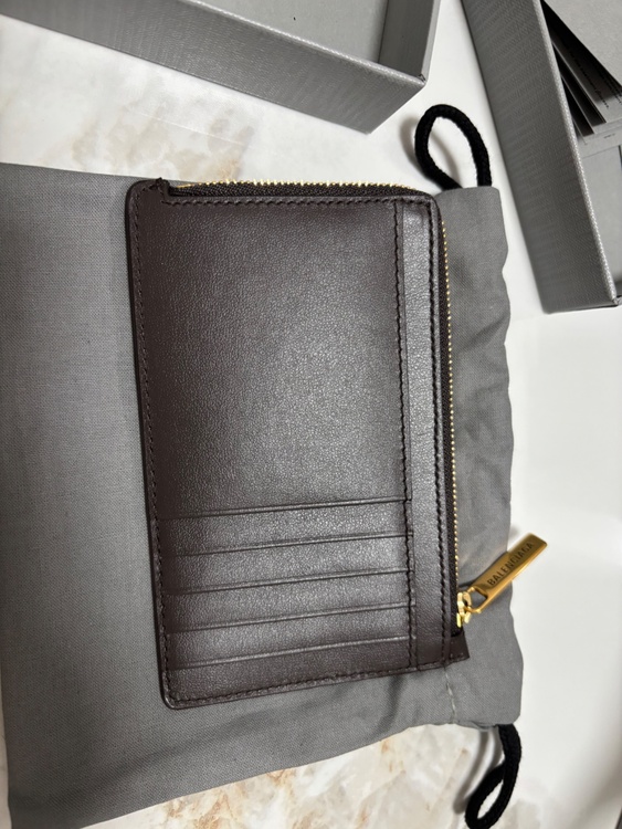 バレンシアガ  （ブランドバッグ）の商品画像 - 査定依頼日：2026年3月9日 - 最高査定価格：50,000円