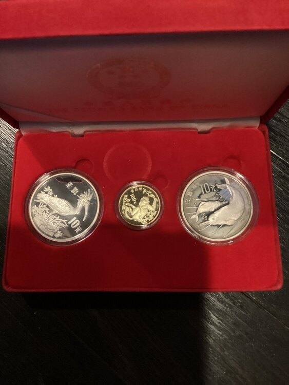 1988年中華人民共和国記念硬貨（金・貴金属）の商品画像 - 査定依頼日：2025年3月31日 - 最高査定価格：119,000円