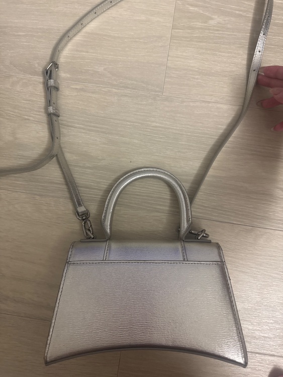 カバン（ブランドバッグ）の商品画像 - 査定依頼日：2025年8月13日 - 最高査定価格：80,000円