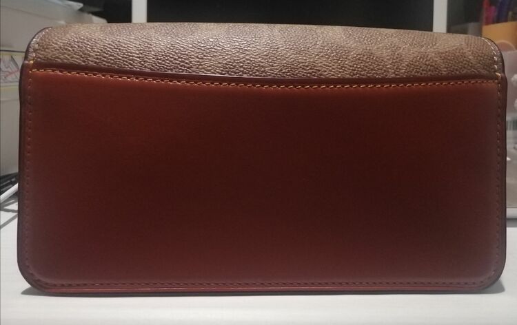 ショルダーバッグ（ブランドバッグ）の商品画像 - 査定依頼日：2025年7月17日 - 最高査定価格：10,000円