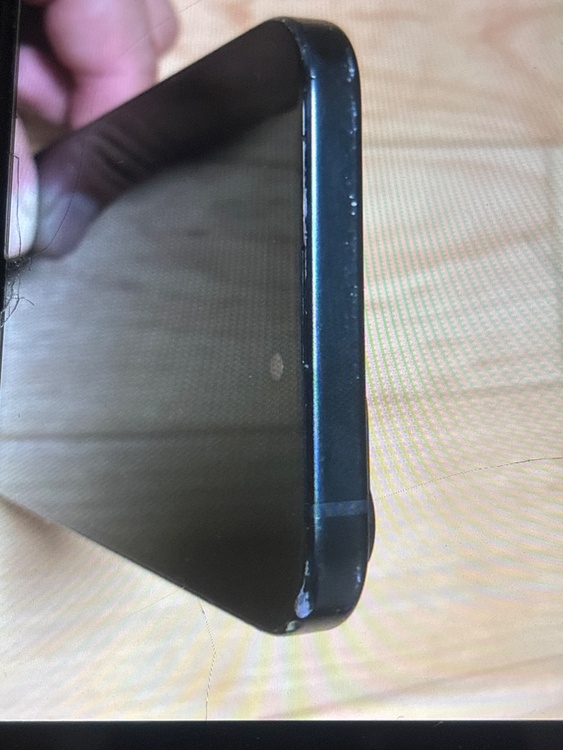 iPhone iPhone 15 Plus 128GB docomo（スマホ）の商品画像 - 査定依頼日：2026年6月11日 - 最高査定価格：63,000円