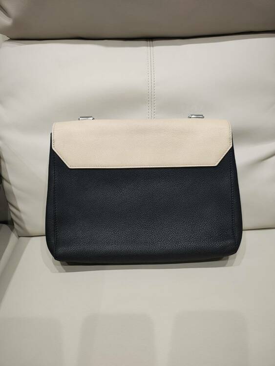 ロックミーカルターブル（ブランドバッグ）の商品画像 - 査定依頼日：2026年6月10日 - 最高査定価格：140,000円