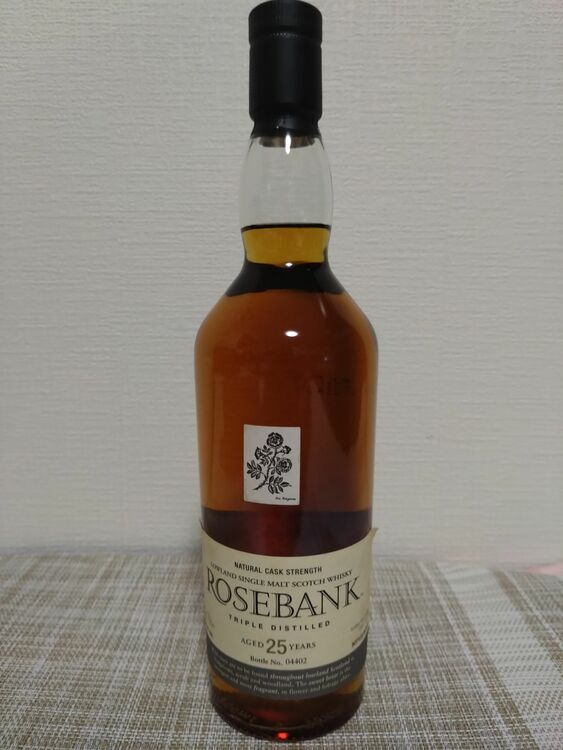 ローズバンク２５年（お酒）の商品画像 - 査定依頼日：2025年7月21日 - 最高査定価格：150,000円