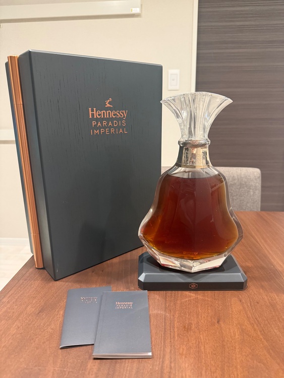 ブランデー ヘネシー （お酒）の商品画像 - 査定依頼日：2025年10月25日 - 最高査定価格：150,000円