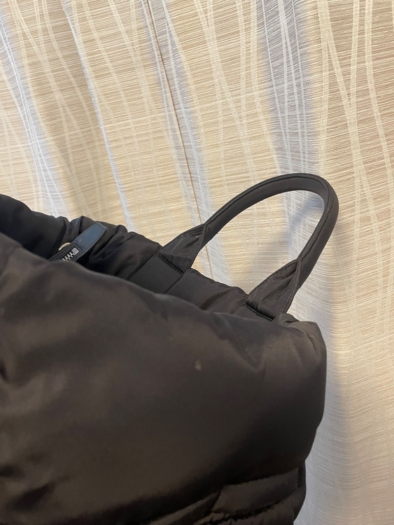 プラダ  （ブランドバッグ）の商品画像 - 査定依頼日：2026年1月30日 - 最高査定価格：70,000円