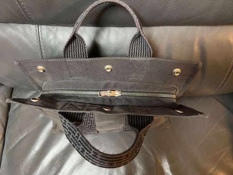 エルメス（Hermès） エールライン PM（ブランドバッグ）の商品画像 - 査定依頼日：2026年2月15日 - 最高査定価格：25,000円