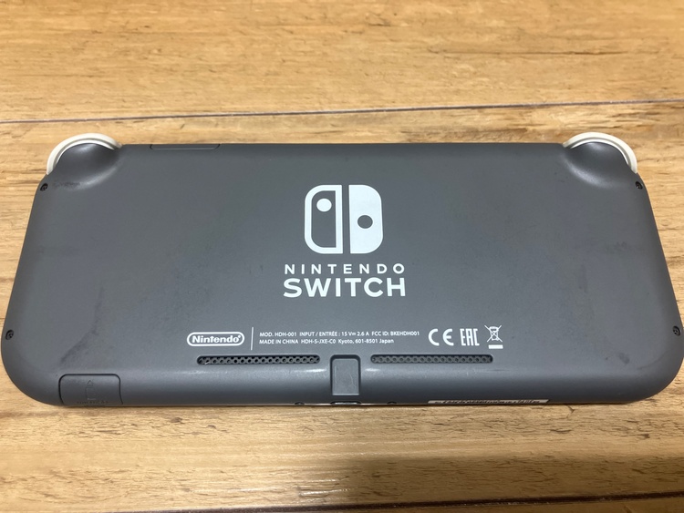 Nintendo Switch Light グレー（ゲーム機本体・ゲームソフト）の商品画像 - 査定依頼日：2026年4月12日 - 最高査定価格：15,000円