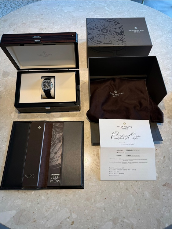 パテックフィリップ アクアノート 5167A-00（高級時計）の商品画像 - 査定依頼日：2026年4月14日 - 最高査定価格：13,000,000円