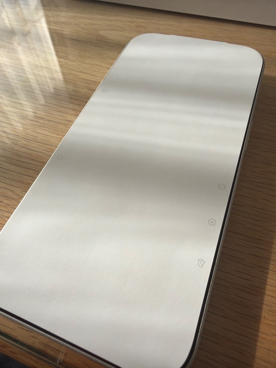 iPhone 16 256GB SIMフリー（スマホ）の商品画像 - 査定依頼日：2026年1月22日 - 最高査定価格：86,000円