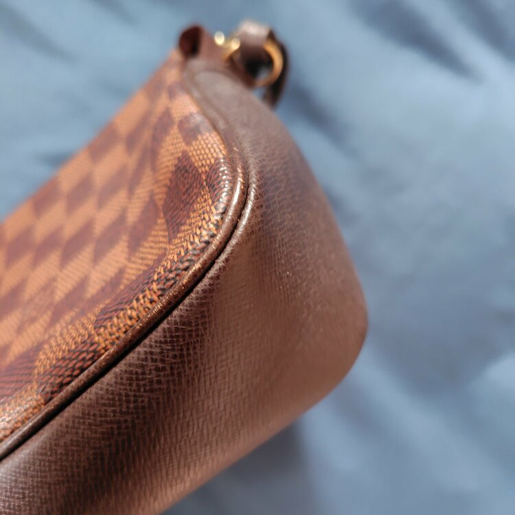 トゥルースメイクアップ（ブランドバッグ）の商品画像 - 査定依頼日：2026年2月1日 - 最高査定価格：70,000円