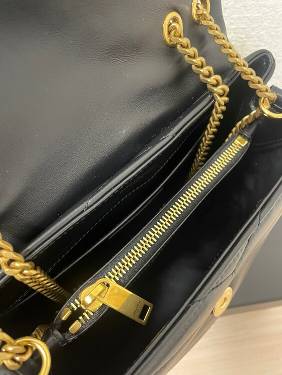 バッグ（ブランドバッグ）の商品画像 - 査定依頼日：2025年4月12日 - 最高査定価格：198,000円