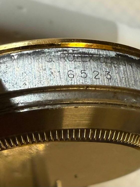 Ref.16523（高級時計）の商品画像 - 査定依頼日：2025年9月9日 - 最高査定価格：2,500,000円