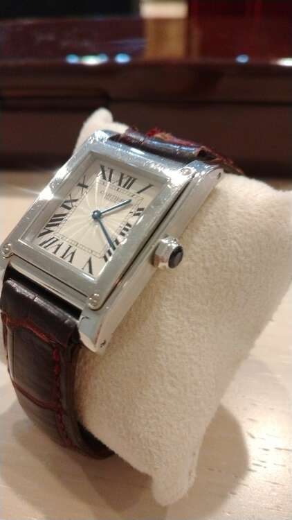 カルティエ タンク MG24850（高級時計）の商品画像 - 査定依頼日：2024年12月9日 - 最高査定価格：400,000円