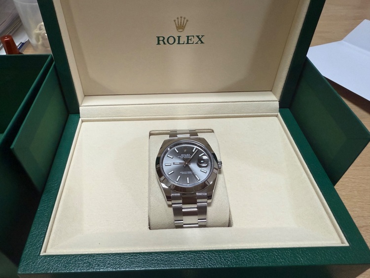 126300（高級時計）の商品画像 - 査定依頼日：2025年9月29日 - 最高査定価格：1,460,000円