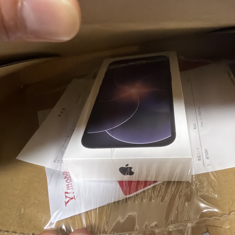iPhone iPhone 17e 256GB Softbank（スマホ）の商品画像 - 査定依頼日：2026年5月21日 - 最高査定価格：72,000円